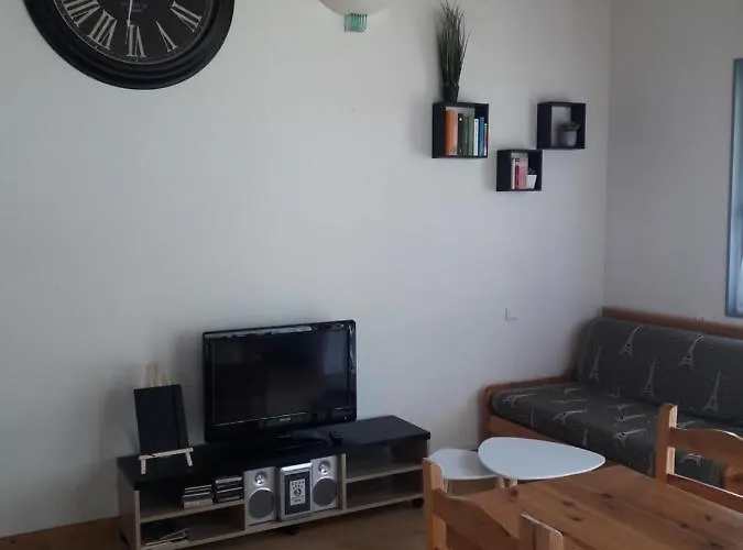 Sur Bord De L'eau Nontron