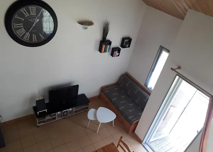 Sur Bord De L'eau * Nontron